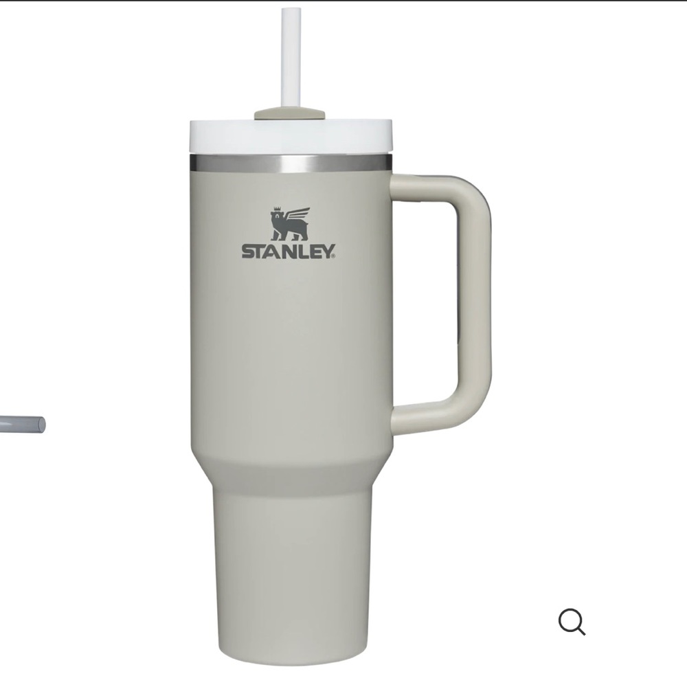 Stanley Quencher 40 oz NIB in Flint Color